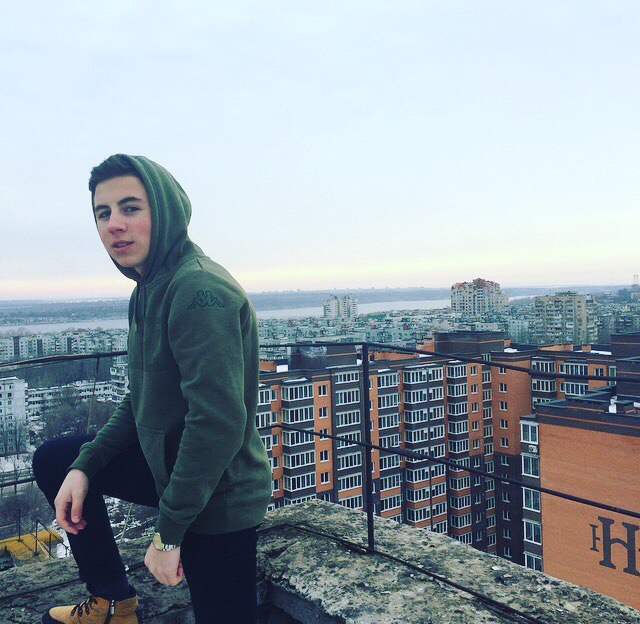 Валера Романов