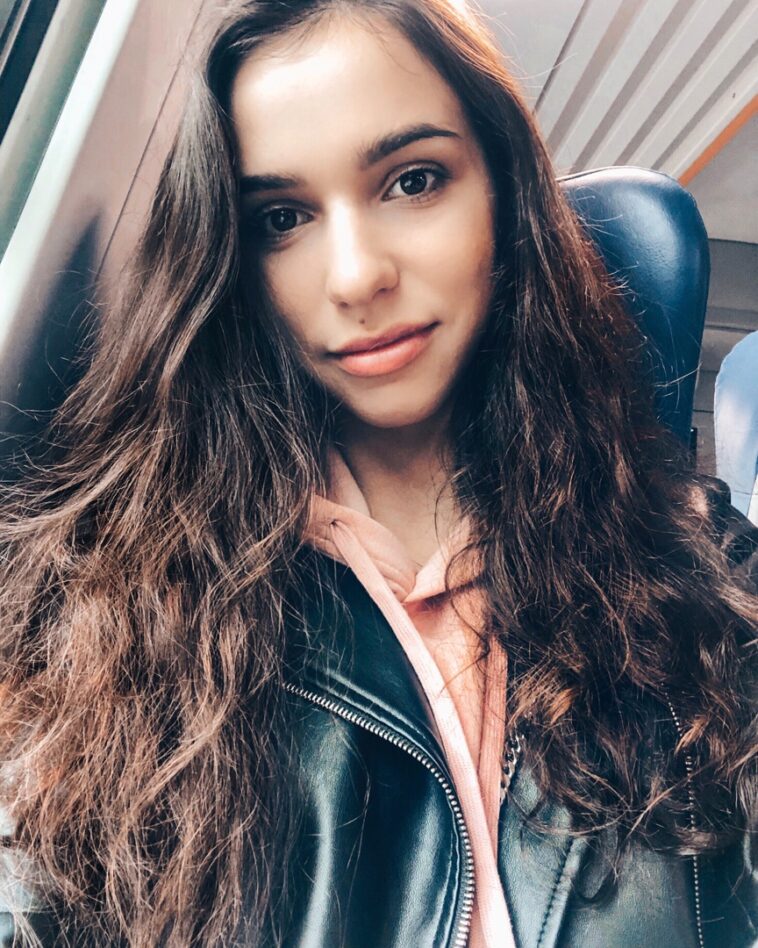 Елена Белоусова