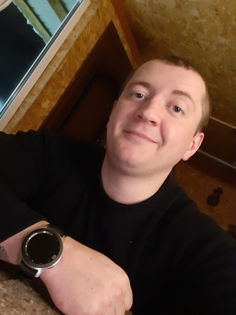 Олег Харитонов