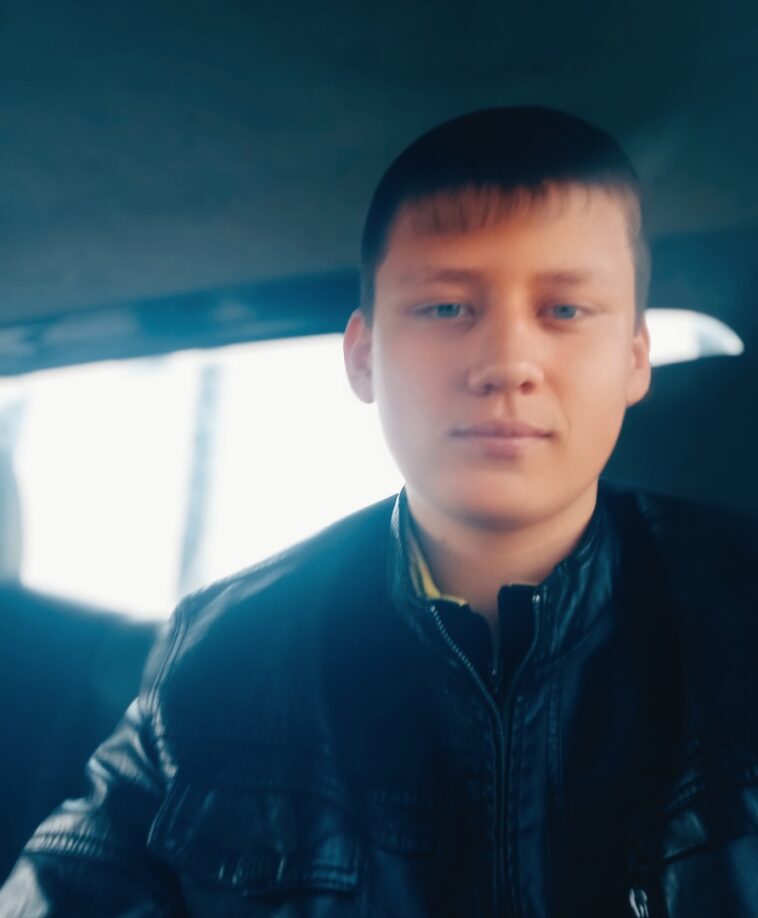 Женя Морозов