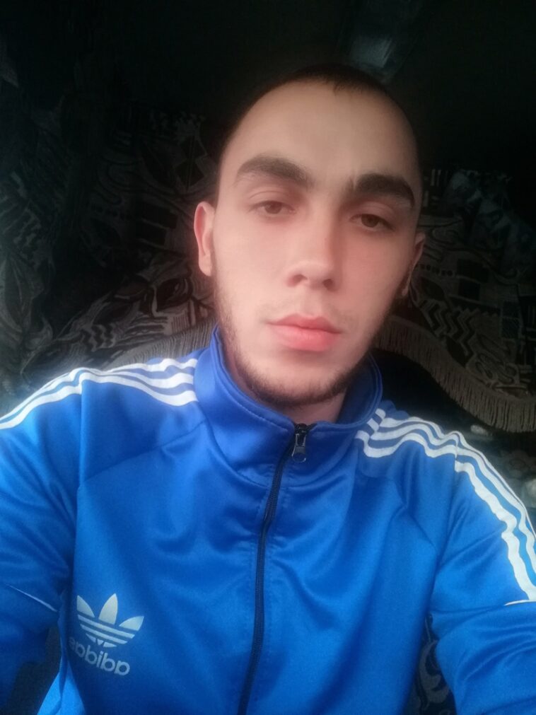 Анатолий Карелин