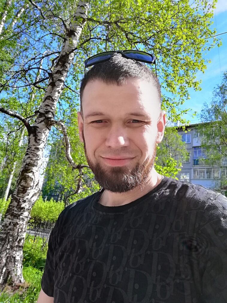 Илья Панов